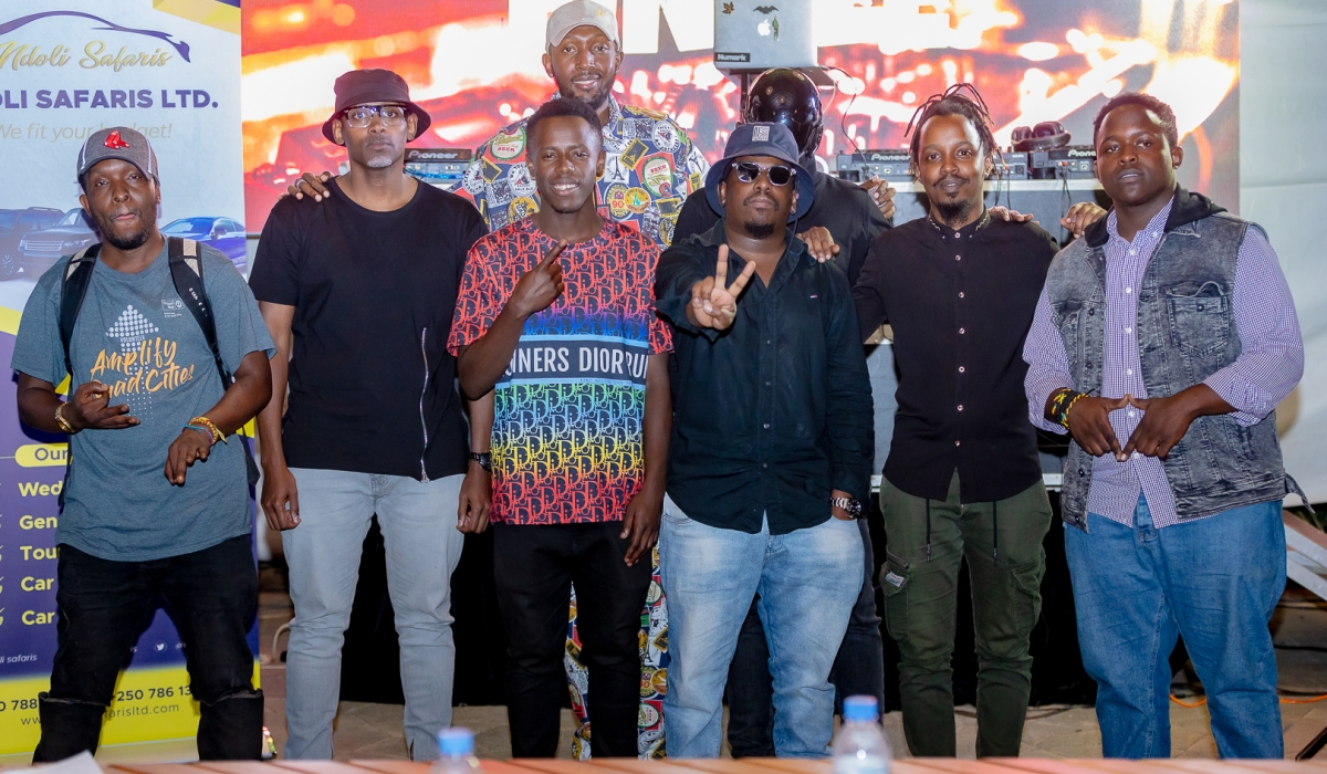 The top five deejays with the judges. / Courtesy