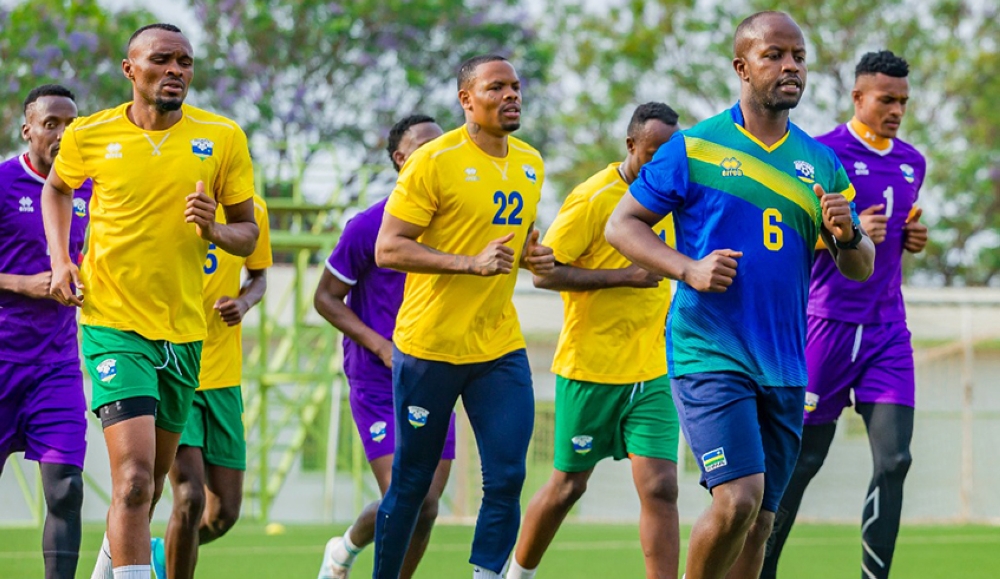 Amavubi players train on Monday as the team
prepares for their 2023 CHAN qualifier against
Ethiopia. Photo: Courtesy.