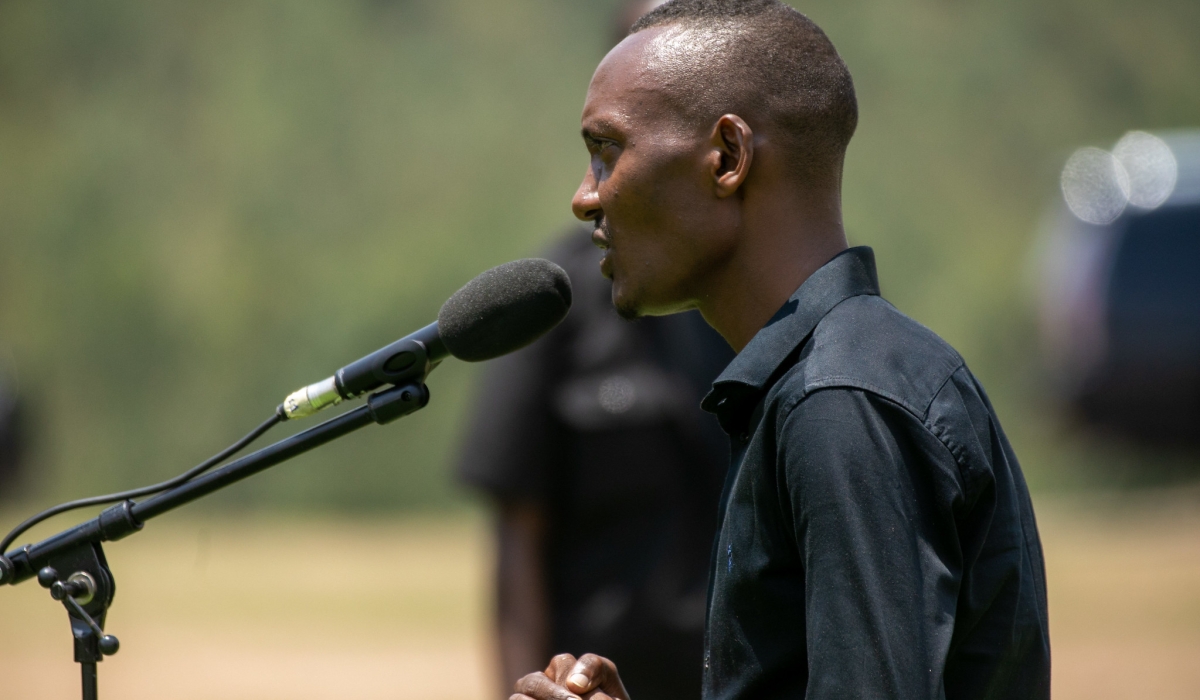 Adolphe Riberakurora, a resident of Ruhango District, during President Paul Kagame’s citizen outreach programme on August 25. / Photo: Olivier Mugwiza