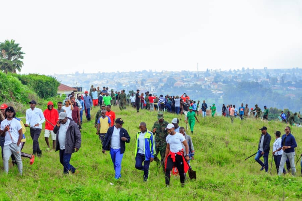On Saturday, April 28, the karatekas joined residents of Niboyi Sector, in the monthly community work (Umuganda) exercise where they braved the morning rain to cut grass and clear bushes in Kicukiro District.