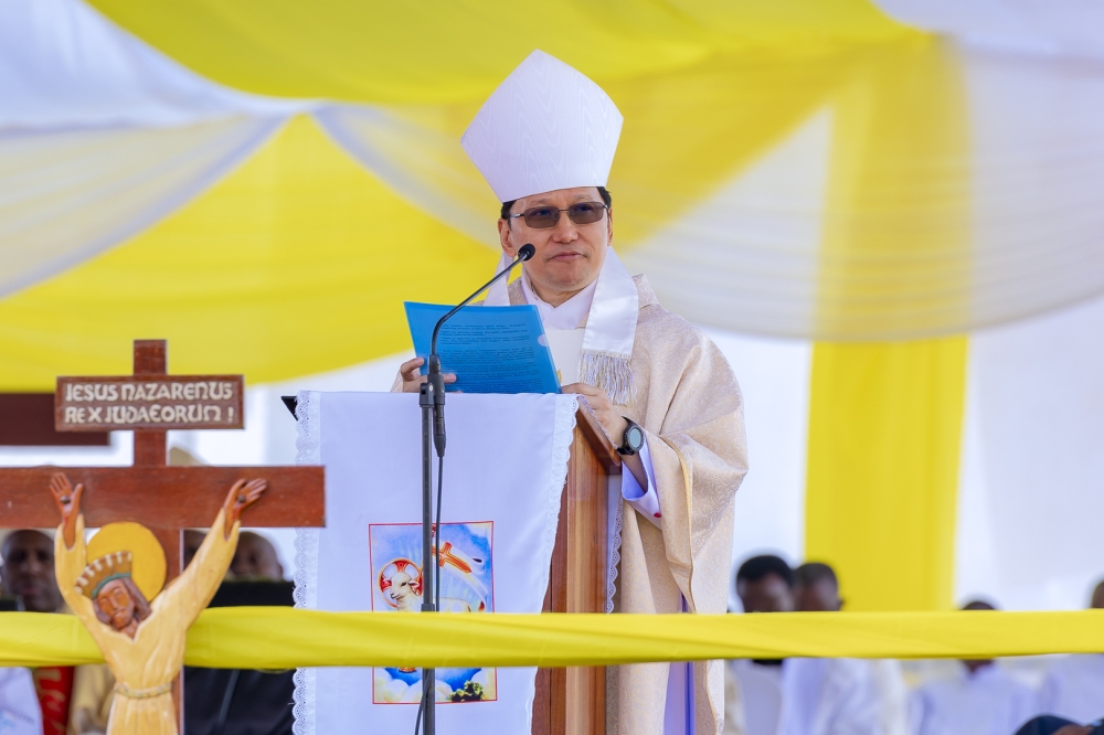 The Pope&#039;s Envoy in Rwanda, Arnaldo Sanchez delivers his messages during the Episcopal ordination ceremony at Kabgayi on Saturday, June 17 