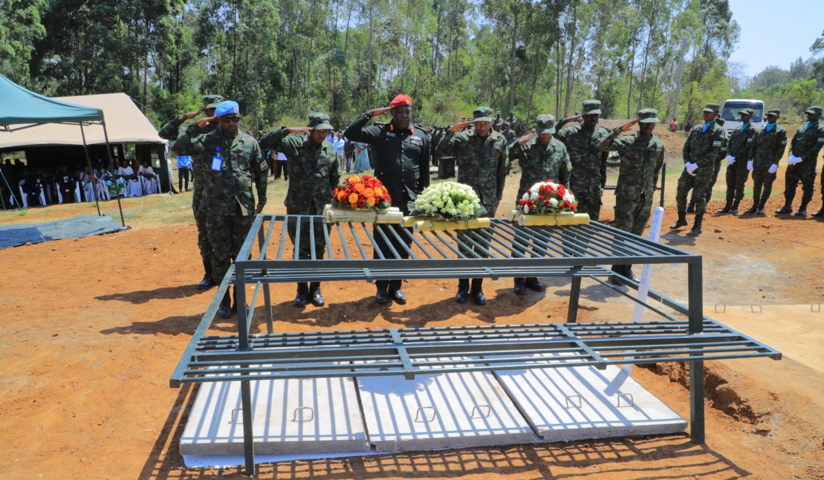 Rwanda Defence Force officers pay tribute to the Rwandan Peacekeeper Sgt Eustache   Tabaro who recently lost his life in the Central African Republic. Sgt Tabaro was laid to rest in full military honors at Kanombe Military Cemetery on Tuesday, July 18.  . Courtesy