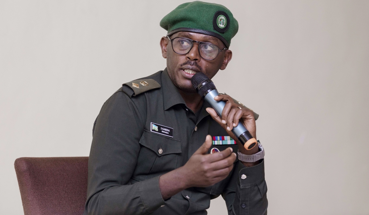 Lt. Col. Simon Kabera, RDF Deputy spokesperson addresses youth during a meeting on Sunday, July 23. Photos by Murengerantwari