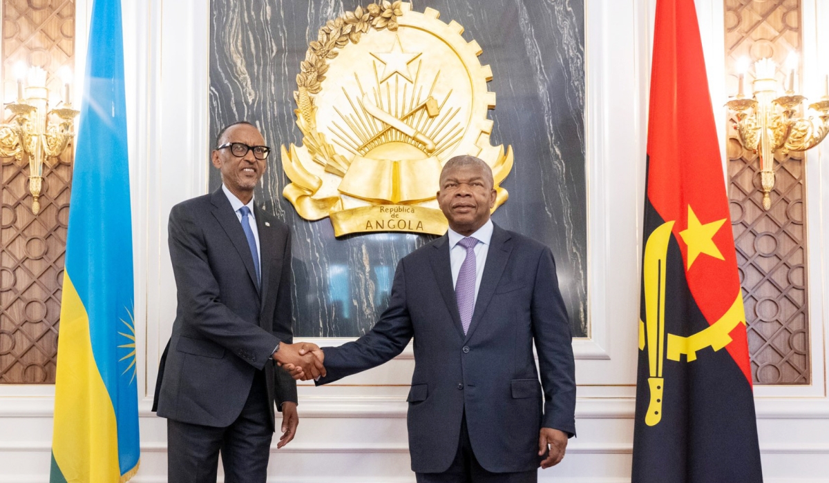 President Paul Kagame meets with his Angolan counterpart Joao Lourenço for a discussion on the security situation in eastern DR Congo  in Luanda on Monday, March 11. Photo by Village Urugwiro