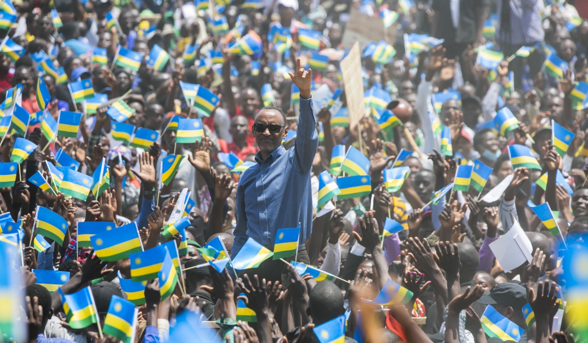 President Paul Kagame greets residents during the citizen outreach in Ruhango District on August 25, 2022. Photo by Village Urugwiro