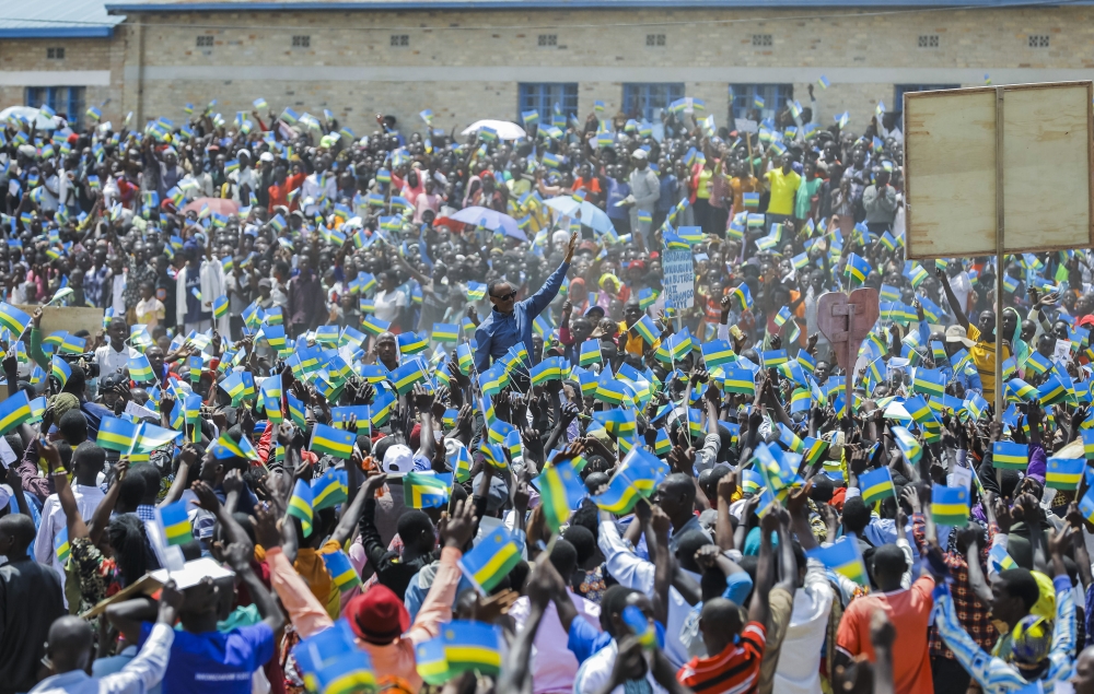 President Paul Kagame greets thousands of Ruhango residents during his Citizen Outreach on August 25, 2022. Photo by Village Urugwiro