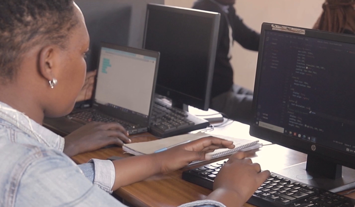 Some of the 80 students during a training on coding at Mahama refugee Camp in Kirehe. Emmanuel Nkangura