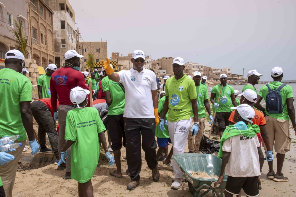 The Rwandan community in Senegal on Sunday, June 9, joined the residents of Ngor Island for a tree planting exercise organised as part of the Environment Week