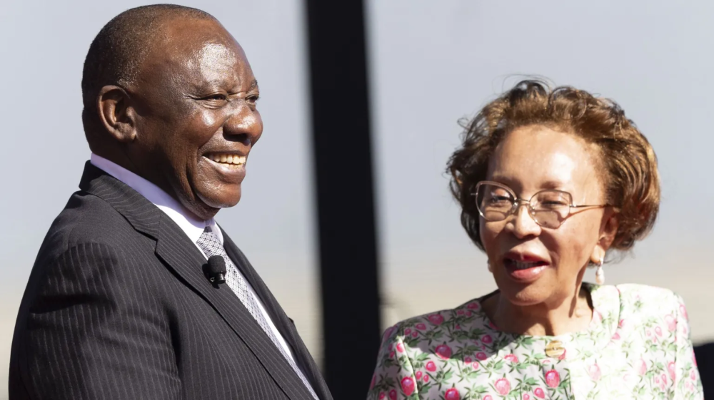 Cyril Ramaphosa and his wife Tshepo Motsepe welcomed dignitaries to the ceremony in Pretoria. Net