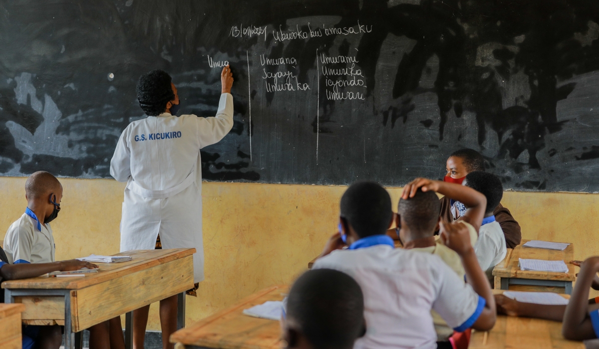 A Kinyarwanda teacher during a class at Group Scolaire Kicukiro. Photo by Craish Bahizi