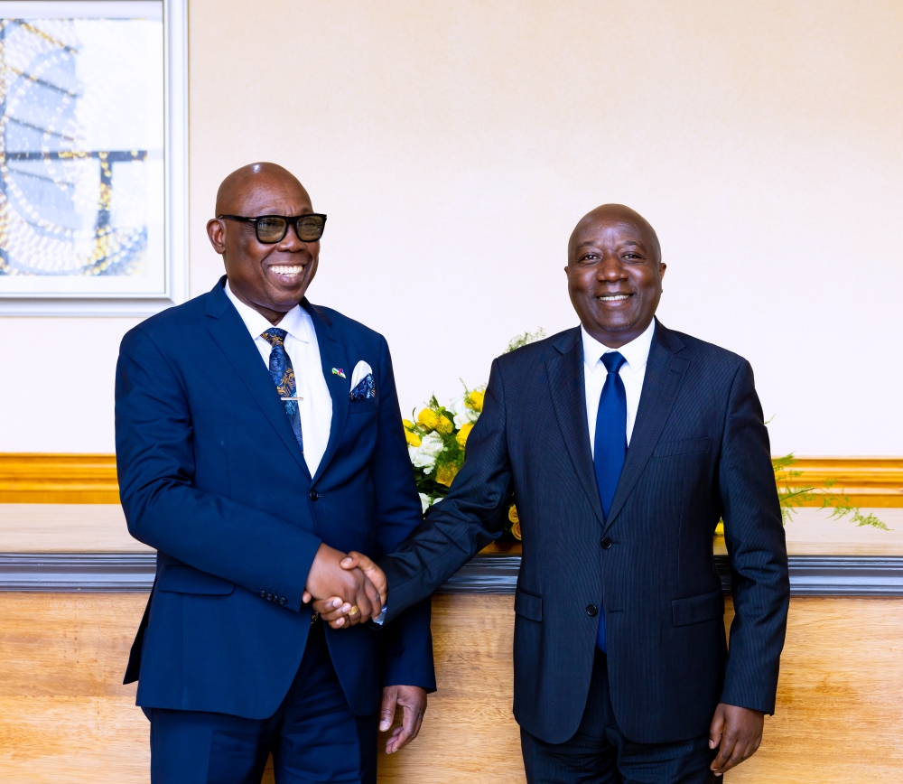 Prime Minister Edouard Ngirente meets with  his Central African Republic (CAR) counterpart Félix Moloua in Kigali  on Saturday, June 29. COURTESY