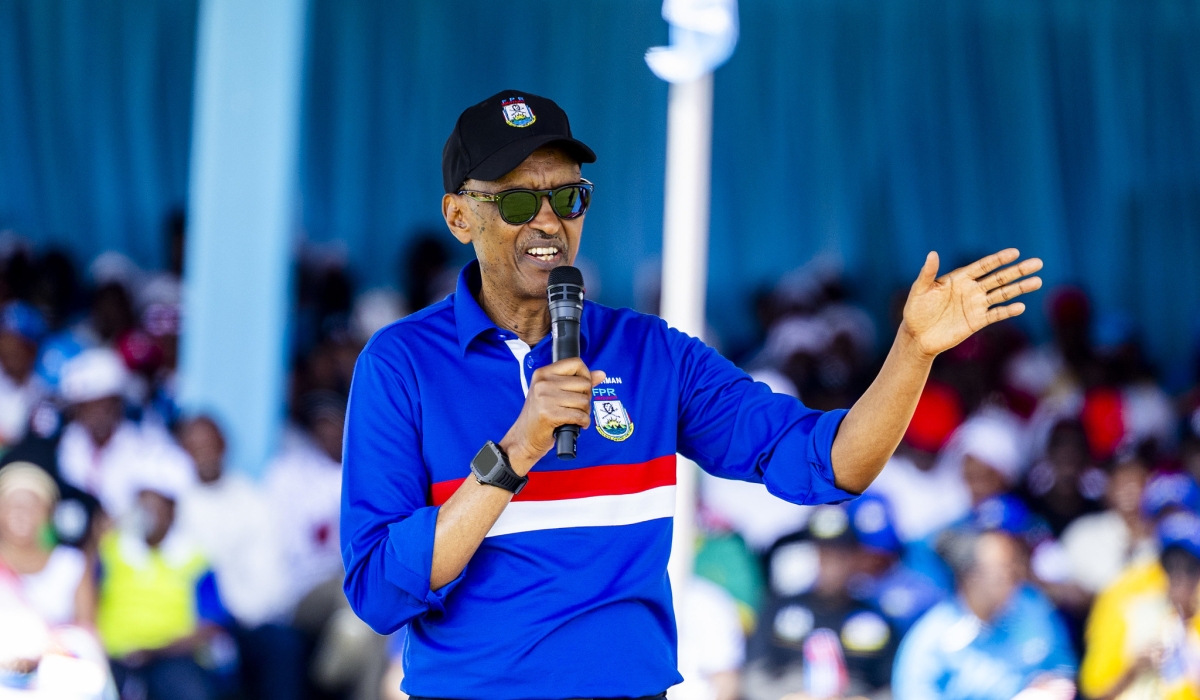 RPF Inkotanyi flag bearer Paul Kagame addresses thousands of residents  during the electoral campaign at Rusizi stadium on Friday, June 28. All photos by Olivier Mugwiza