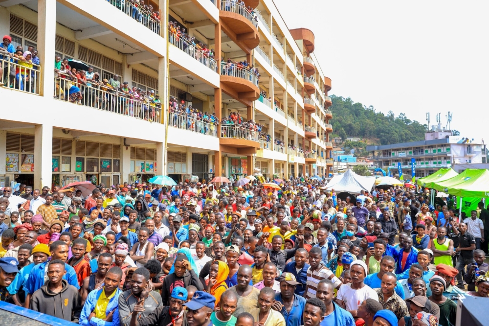 Thousands of residents who turned up for BPR Bank Rwanda Plc&#039;s a three-day roadshow in Kigali from June 26 to 28, named ‘Ibyiza kubacu’. Courtesy