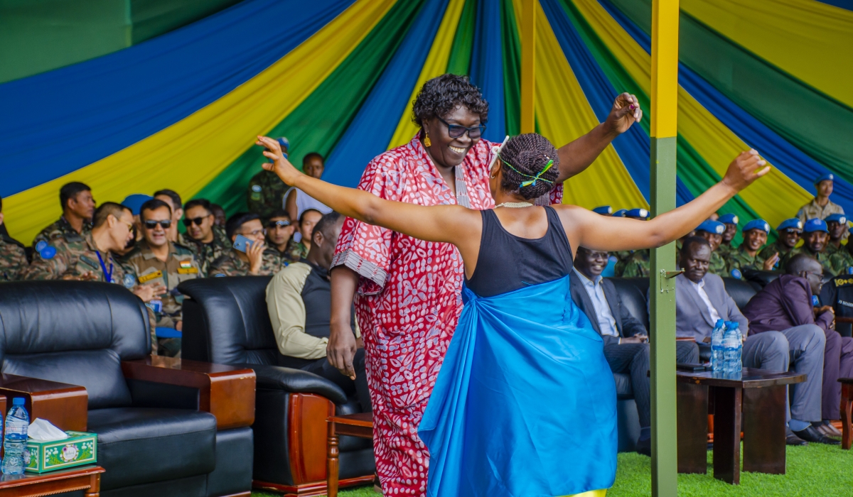 Flora Gabriel Modi, the Mayor of Juba, tries out Rwanda&#039;s traditional dance as Rwandan peacekeepers serving under the United Nations Mission in South Sudan (UNMISS) and the Rwandan community in South Sudan, other UN contingents, South Sudanese officials, and UNMISS representatives, celebrated the 30th anniversary of Rwanda’s Liberation on Saturday, July 6.