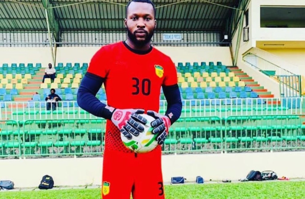 Congolese goalkeeper  Arnold Matumele has signed a two-year deal with newly promoted Rutsiro FC.