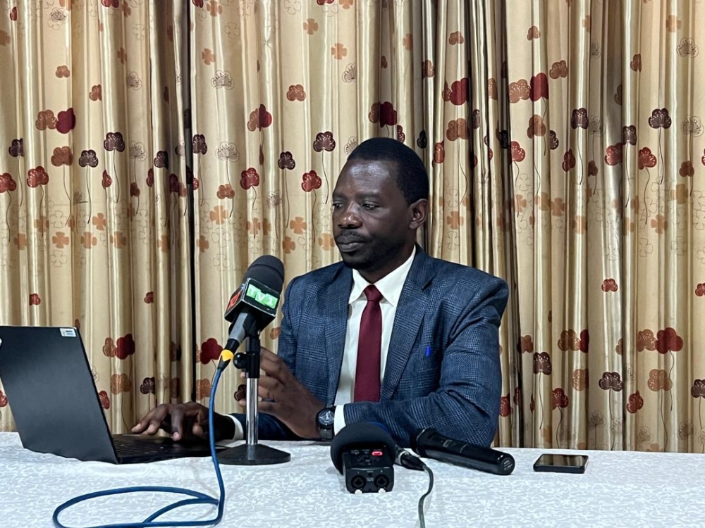 Independent presidential candidate Philippe Mpayimana addresses journalists during a press conference on July 9. Courtesy