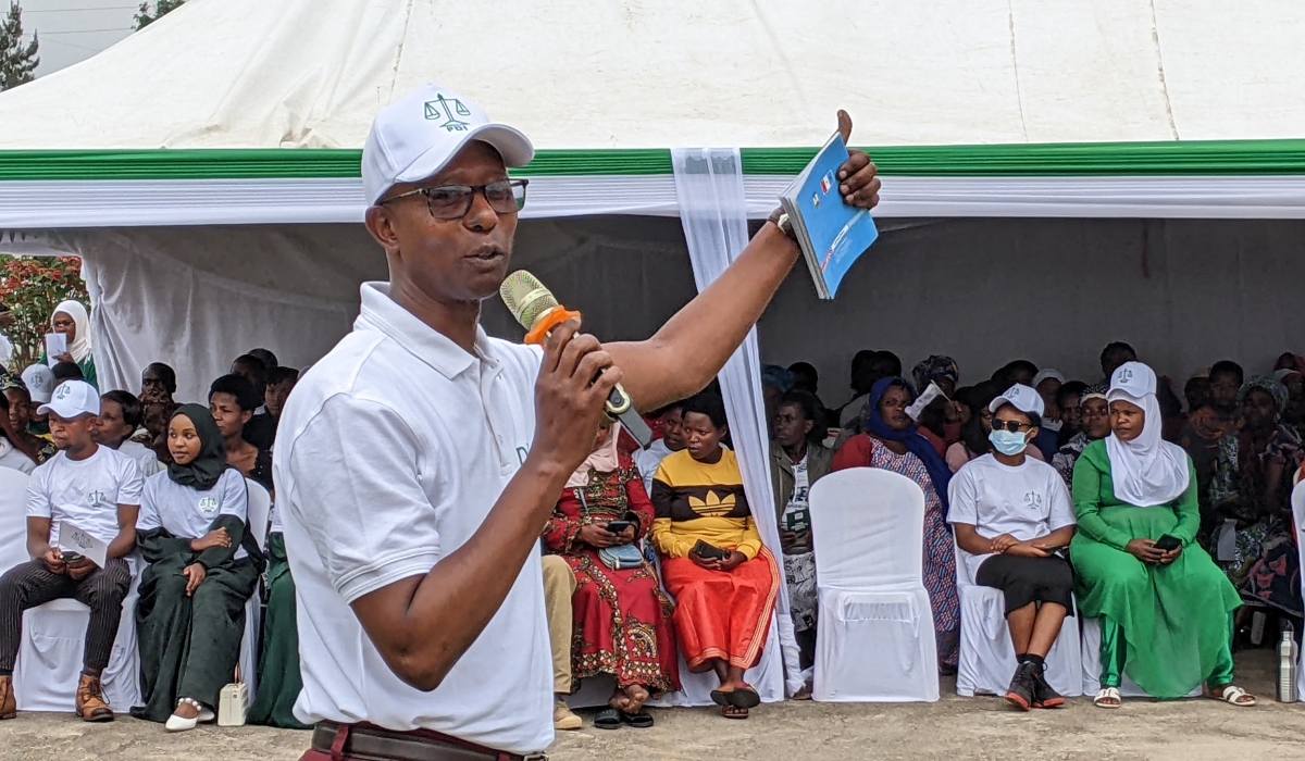 PDI President Mussa Fazil Harerimana addresses a campaign rally in Musanze District. Photos by Germain Nsanzimana