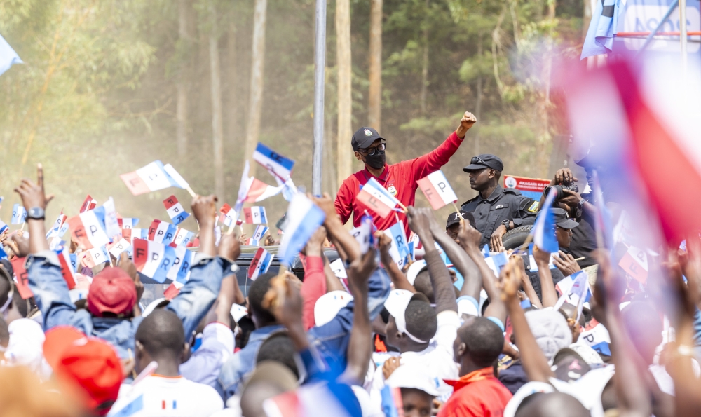 RPF Inkotanyi candidate Paul Kagame greets thousands of supporters  at Nemba site  in Gakenke on Thursday, July 11. Photos by Olivier Mugwiza