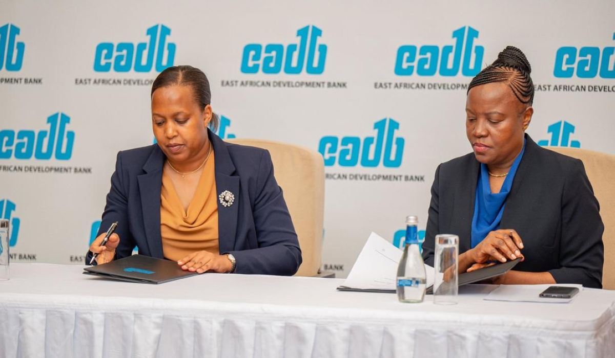 Development Bank of Rwanda Plc (BRD) CEO Pitchette Kampeta Sayinzonga (L) and Vivienne Yeda, Director General of EADB, during the inauguration of the fund on Friday, July 5 at the Kigali Serena Hotel. Courtesy ph (1)