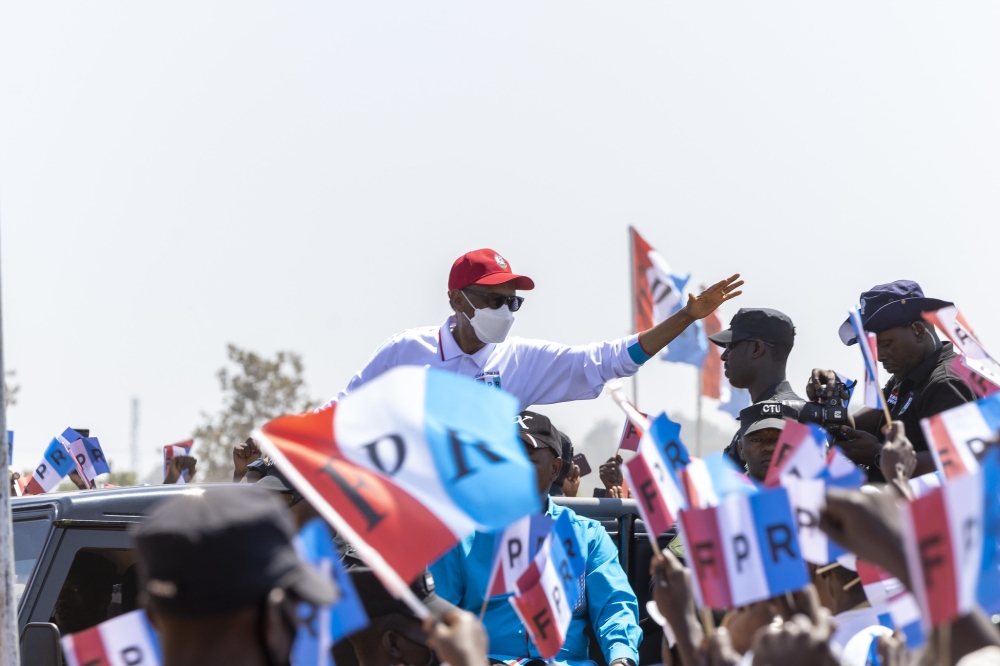 Paul Kagame, the RPF-Inkotanyi Chairman and flagbearer IN presidential elections greets thousands of supporters at the closing of the three-week-long campaign trail in Kicukiro. Olivier Mugwiza
