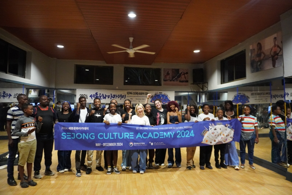 Participants pose for a group photo.