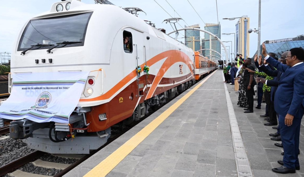 Tanzania gave a test run of the standard gauge railway (SGR) service between the port city of Dar es Salaam and the national capital of Dodoma on Thursday, July 25.