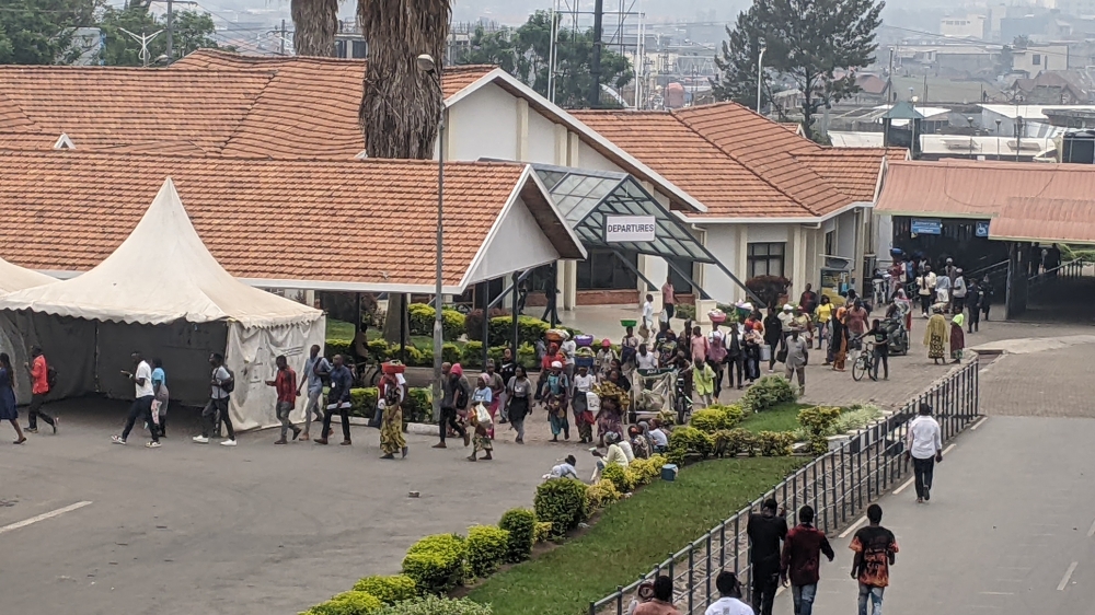 People move through a busy Petite Barrière border crossing in Gisenyi Sector, Rubavu District, on Monday, July 29. Photos By Germain Nsanzimana