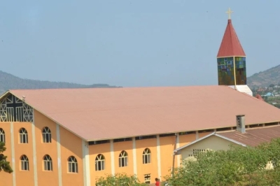 Rwanda Governance Board and local leaders closed down 185 churches over not meeting the requisite standards in Musanze District. Courtesy