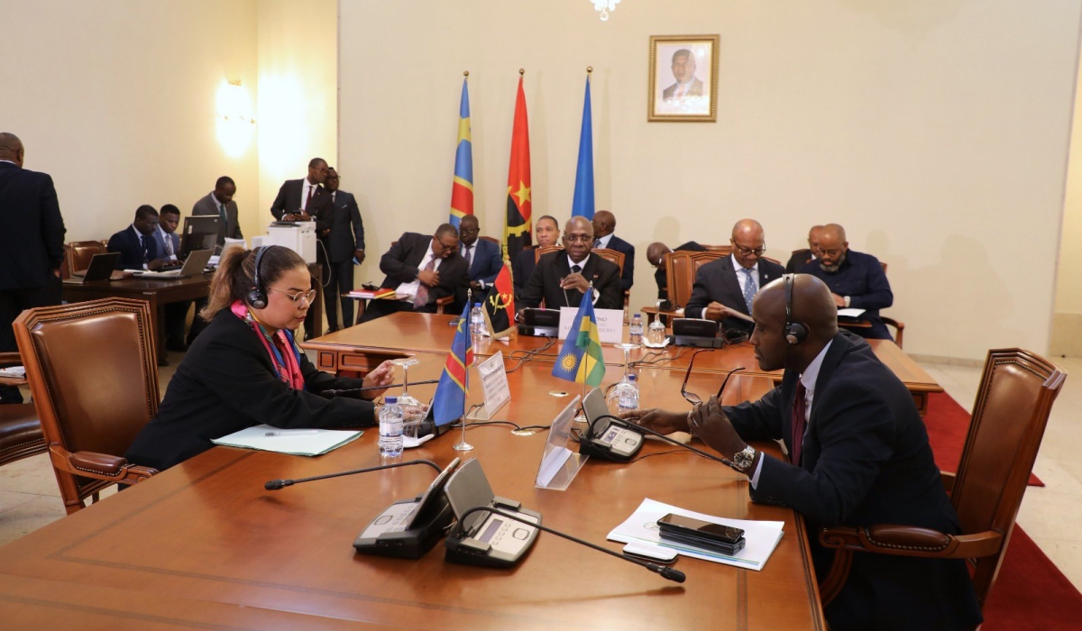 Rwanda&#039;s Minister of Foreign Affairs and International Cooperation Olivier Nduhungirehe and  DR Congos Minister of Foreign Affairs Therese Kayikwamba Wagner during the meeting in Luanda on Tuesday July 30 (2)