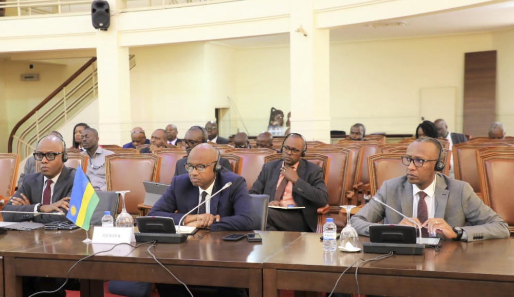 The Rwandan delegation during the meeting  in Luanda on Wednesday, August 7. Courtesy