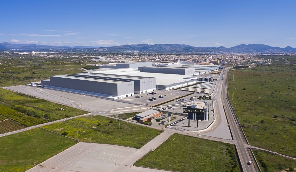 Porcelanosa headquarters in Villarreal, Spain. With over 50 years of experience in the sector, Porcelanosa has proven to be a visionary company by expanding into Africa. Photos: Courtesy.