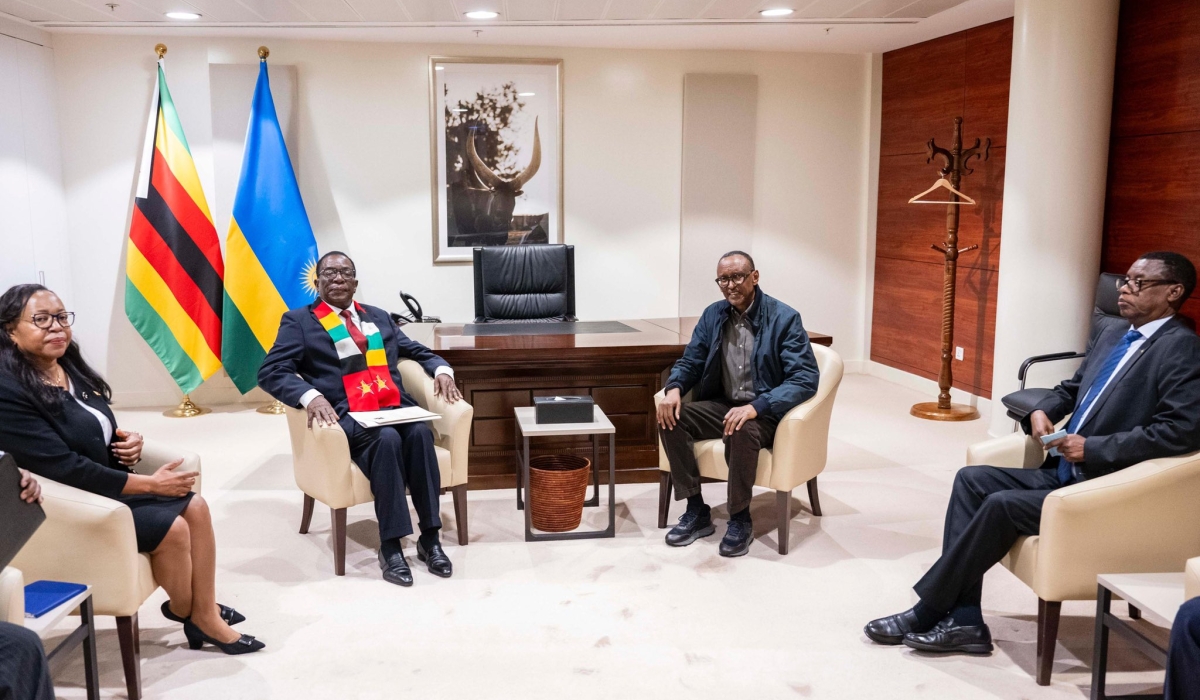 President Paul Kagame meets with his counterpart Emmerson Mnangagwa of Zimbabwe in Kigali on Saturday, August 10. Photo by Village Urugwiro