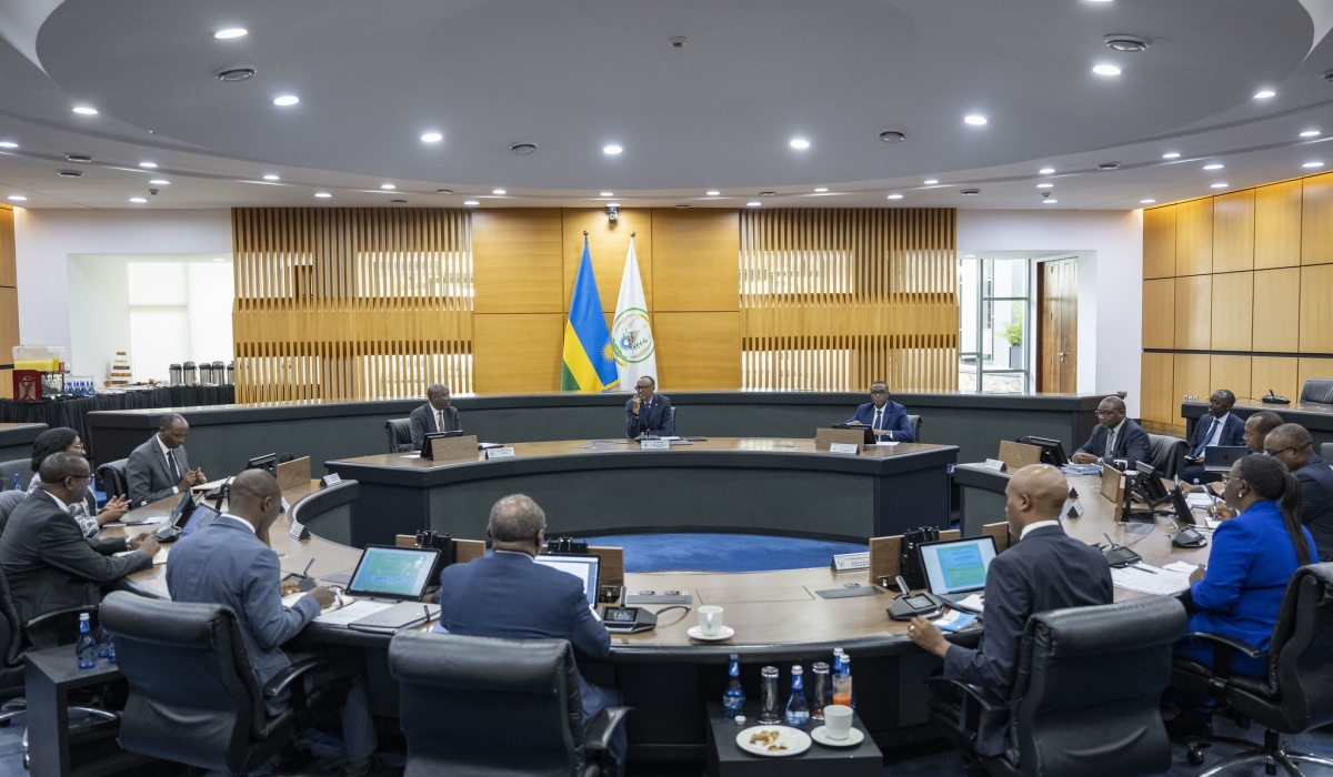 President Paul Kagame chairing a Cabinet Meeting at Village Urugwiro on October 20, 2023. Photo by Village Urugwiro