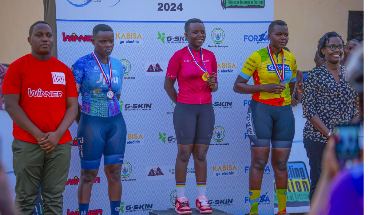 Winner Rwanda awarded the top sprinter in each stage and recognised the top three female cyclists in the Under-19 category during the race on the second day.