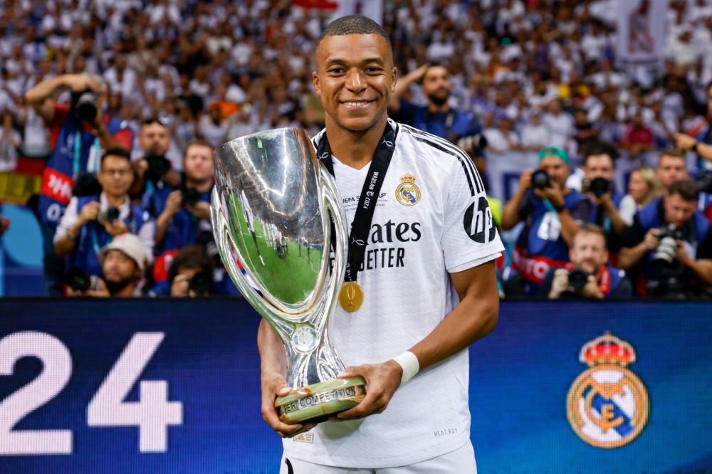 French star Kylian Mbappé scored in his debut during Real Madrid&#039;s 2-0 win over Atalanta in the UEFA Super Cup on Wednesday, August 14. Internet