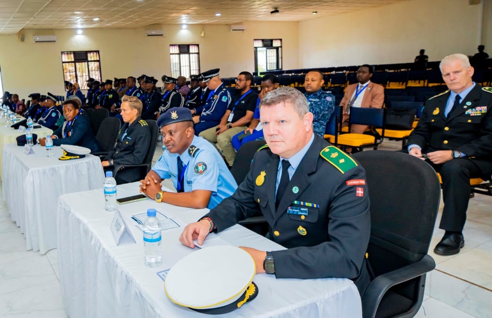 Thirty-six police officers started a two-week African Union Police Officers’ course at the Police Training School, Gishari on Monday, August 26