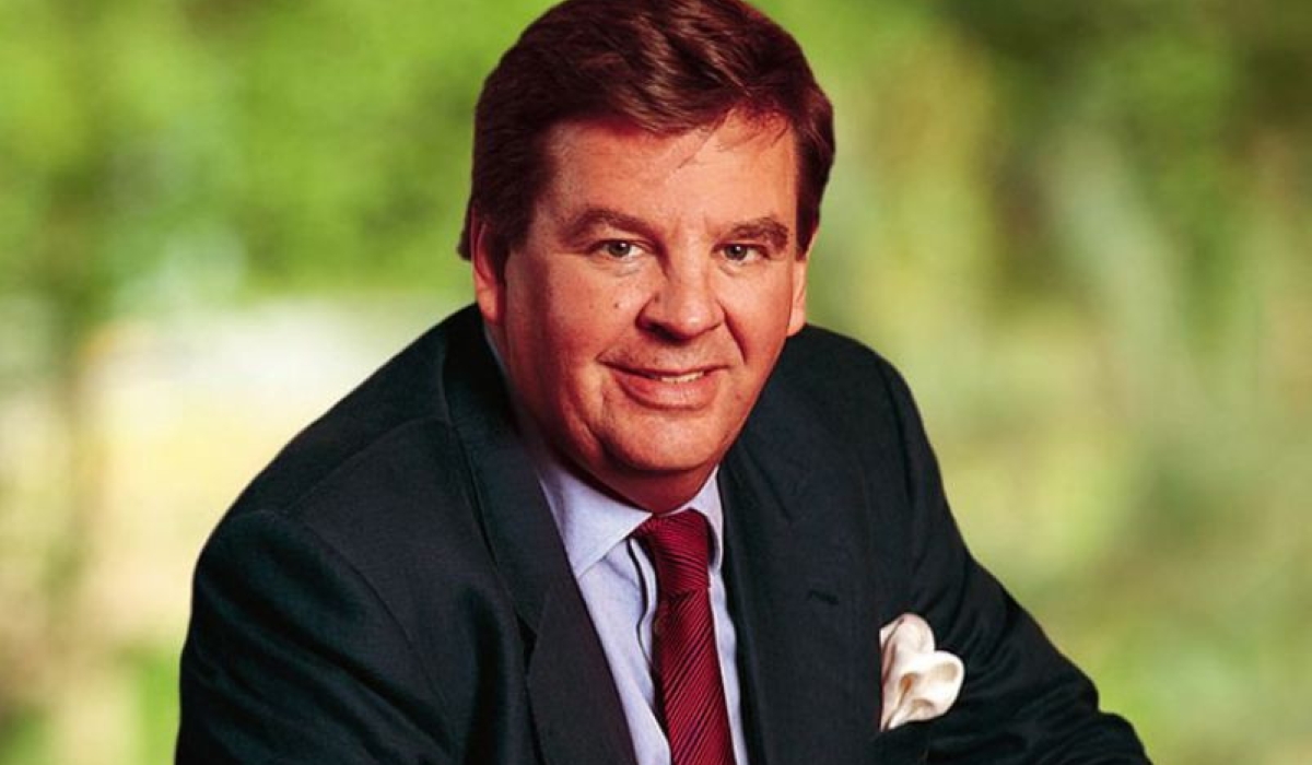 South African billionaire Johann Rupert has replaced Nigerian industrialist Aliko Dangote as Africa&#039;s richest man.