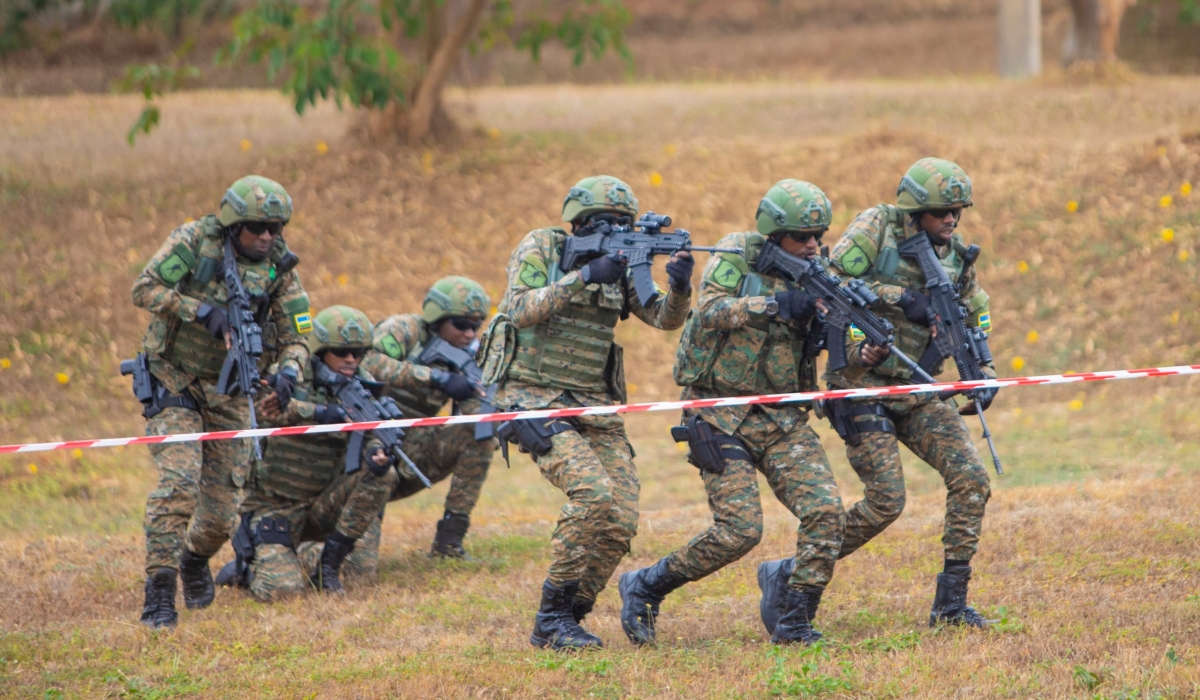 Rwanda Defence Force officers during the drills at Kigali International Airport, on Thursday, August 29.  The simulation exercise involved various stakeholders, such as the airport management, Rwanda Civil Aviation Authority, RDF, RNP, RIB among others