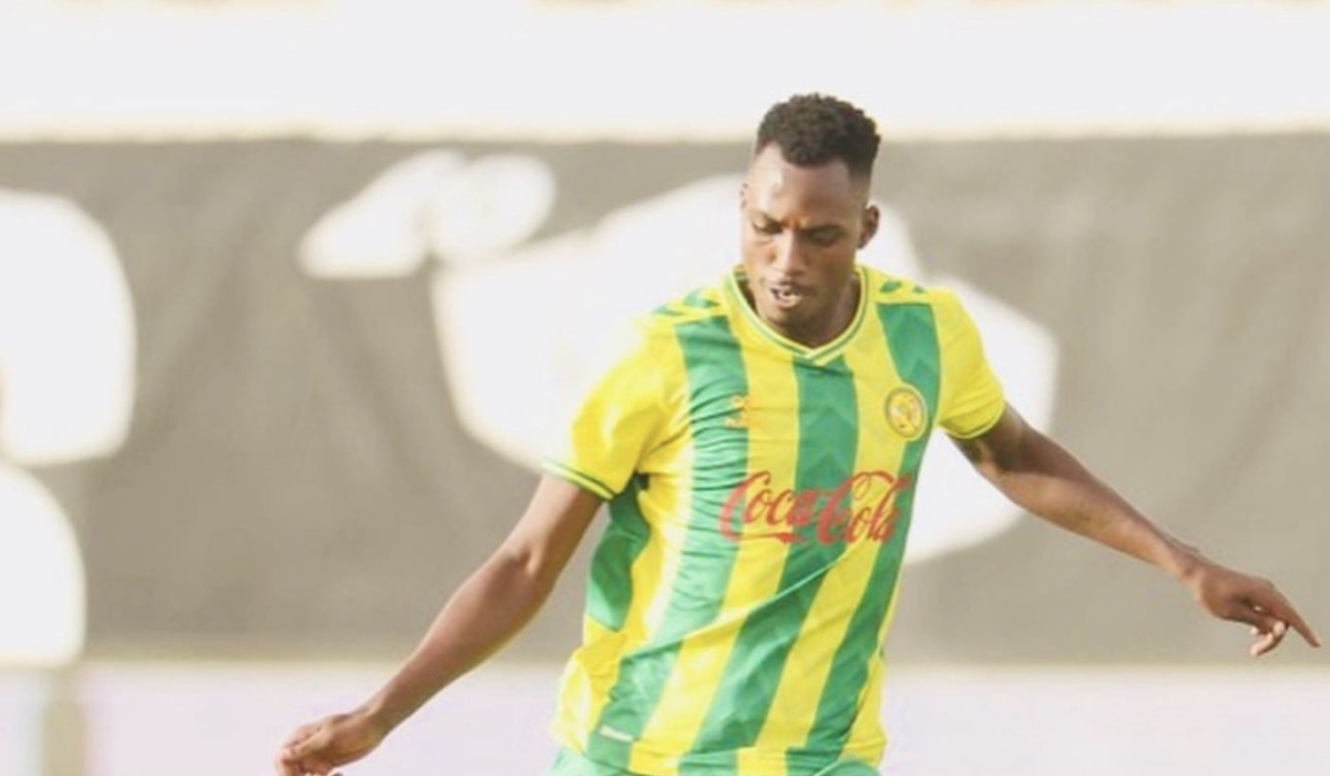 Rwanda international Bonheur Mugisha on Friday, August 30, left for Tunisia where he is set to join Stade Tunisien-courtesy 