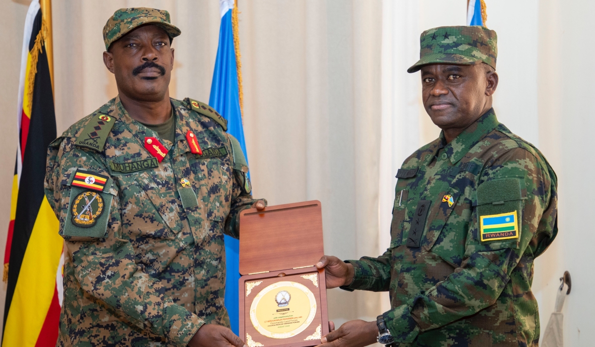 Rwanda Defence Force&#039;s Army Chief of Staff Maj Gen Vincent Nyakarundi, and UPDF Land Forces Commander, Lt Gen Kayanja Muhanga at the meeting in Mbarara. The bilateral meeting aimed at strengthening cross-border cooperation and curbing cross-border crimes between Rwanda and Uganda. Courtesy