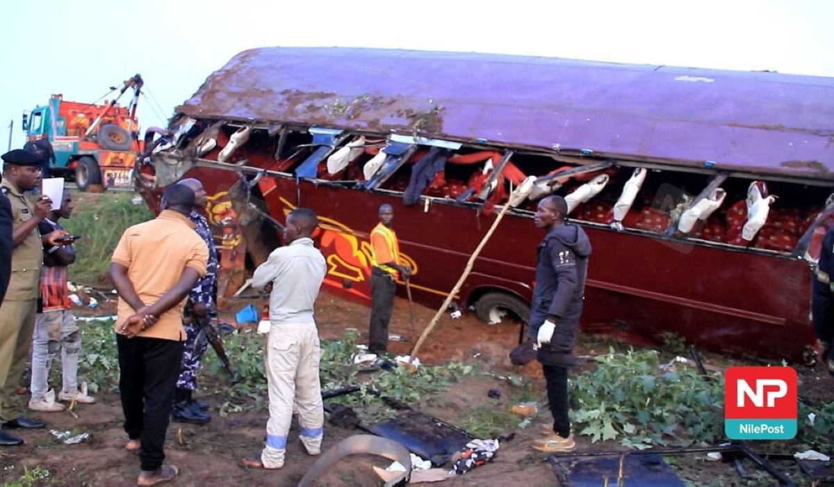 Local residents and Ugandan police at the accident scene. Photo by Nile Post