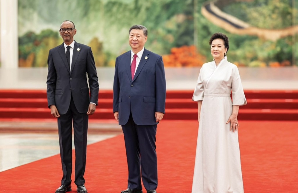 President Paul Kagame and Chinese President Xi Jinping and First Lady Peng Liyuan during  a Welcome Banquet on Wednesday, September 4. Photo by Village Urugwiro