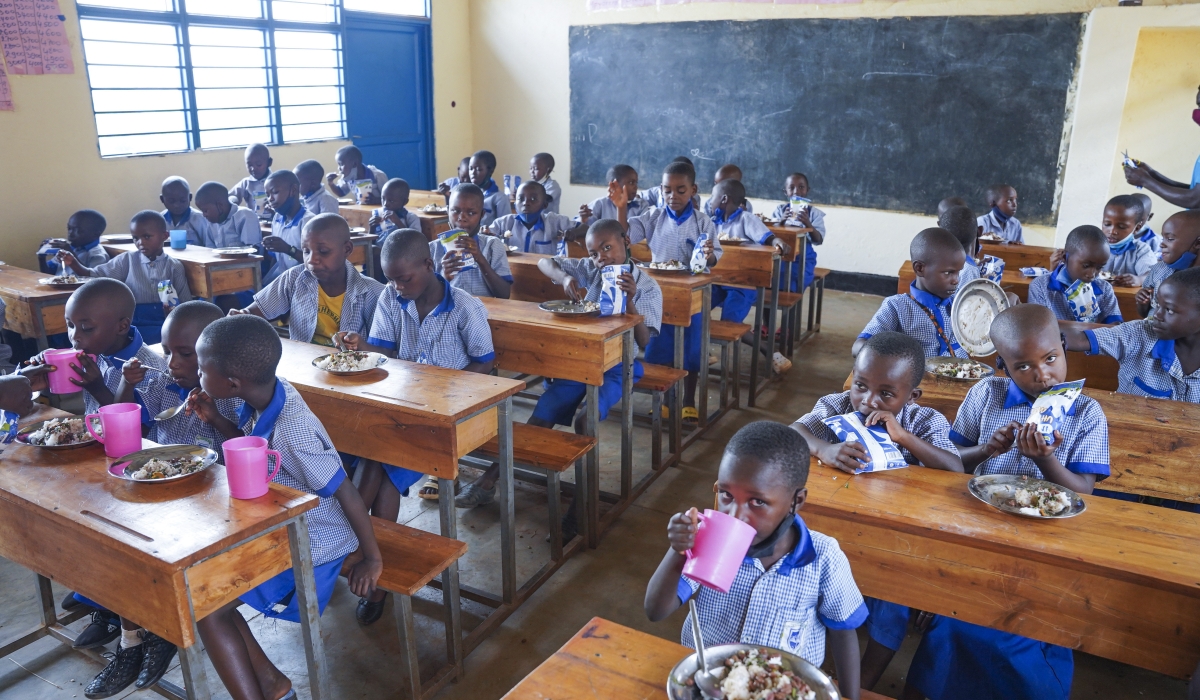 ‘Dusangire Lunch’ – ‘Let Us Share Lunch’ – campaign aimed to support the national school feeding programme. Photo by Craish Bahizi