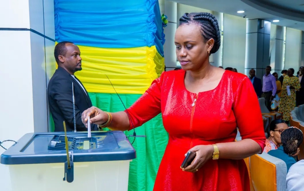 One of voters casts her vote during the polls to elect 12 senators  in Kigali on Monday, September 16. Courtesy