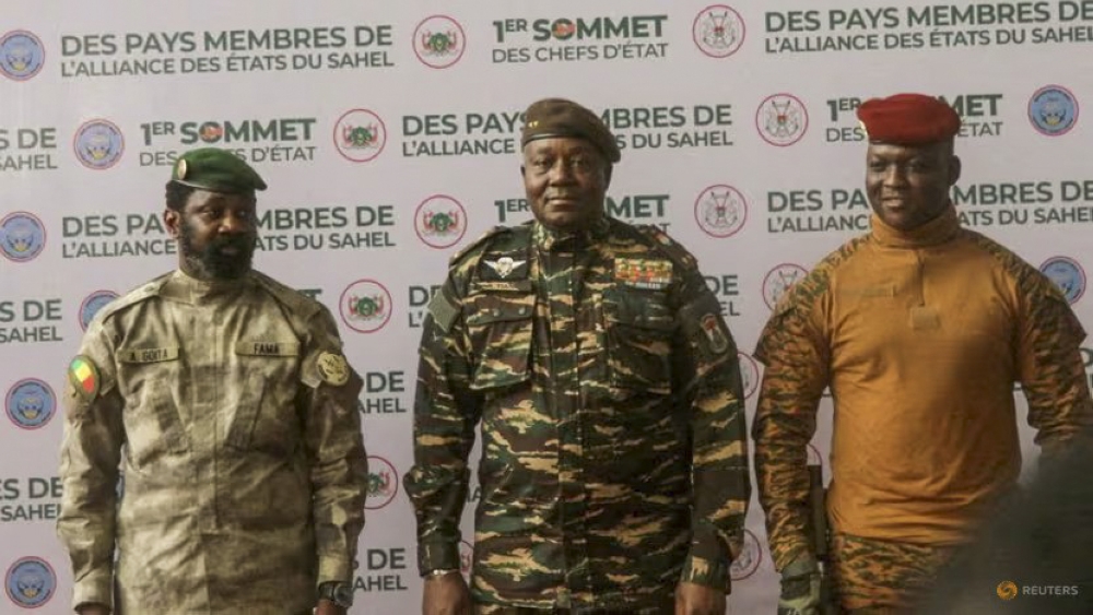 Presidents of Mali, Niger and Burkina Faso pose for a photo. The three West African countries, Mali, Burkina Faso and Niger, will be launching a new biometric passport. Courtesy