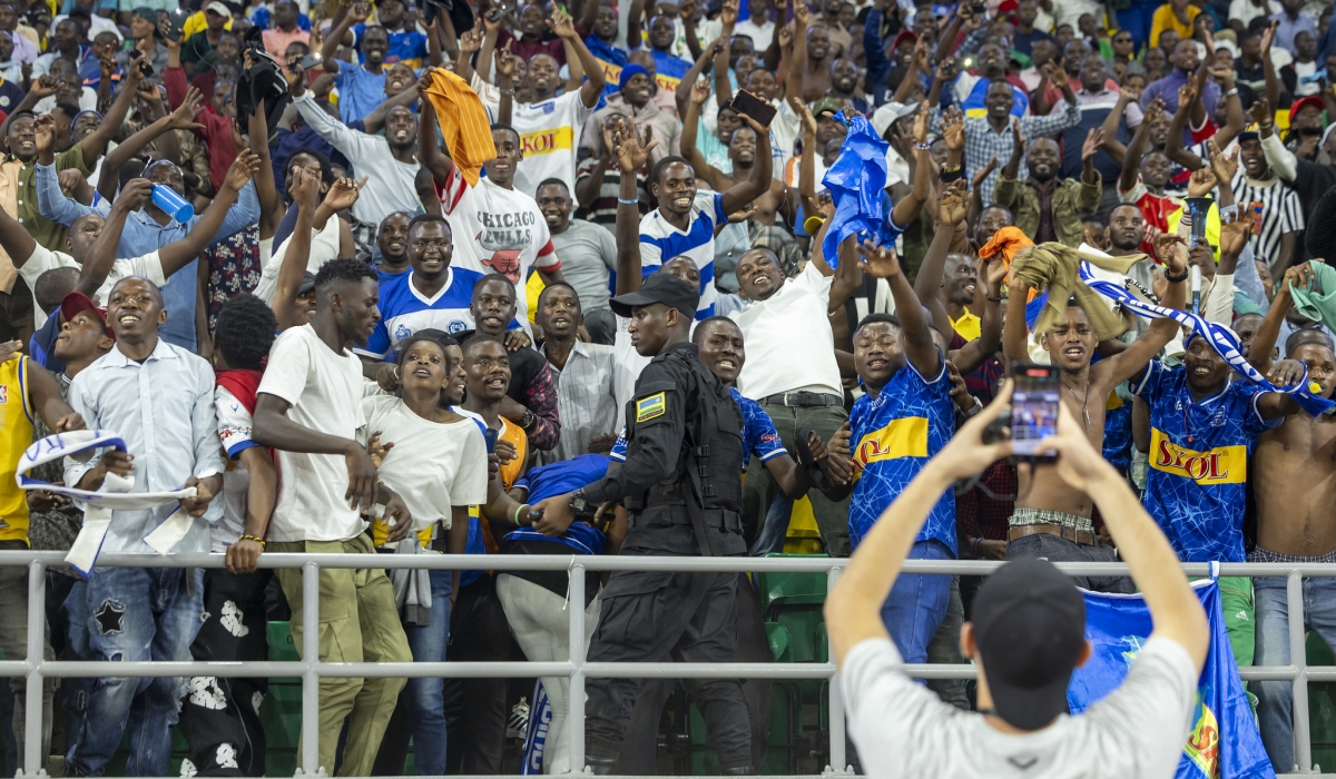 Rayon Sports fans turned out in droves to support Egyptian side Pyramids during a 1-1 CAF Champions League match against APR at Amahoro Stadium. Olivier Mugwiza