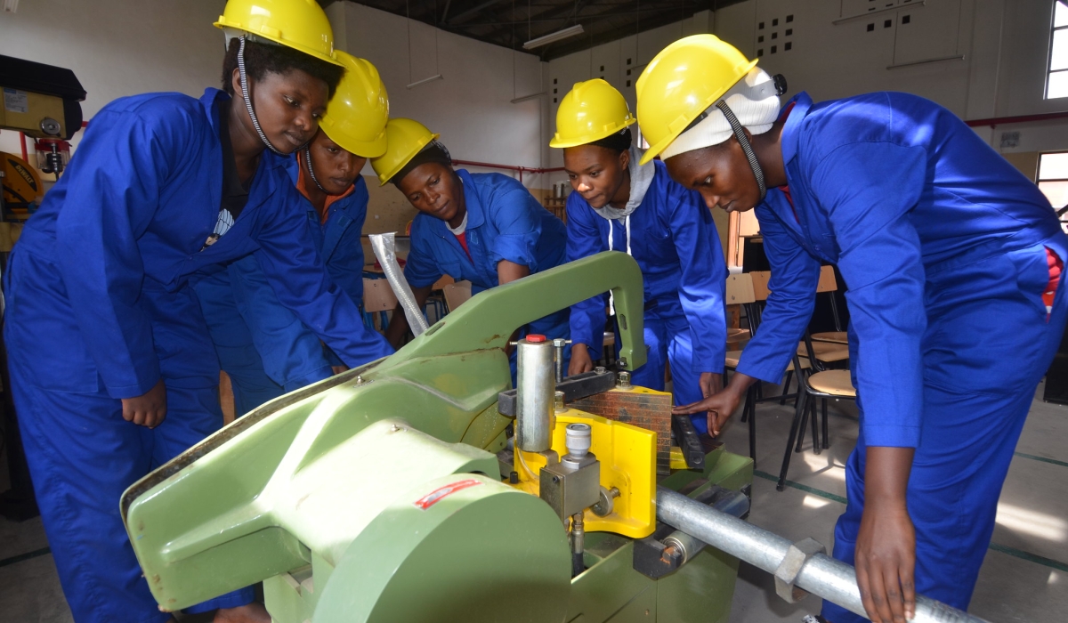 A group of students during a plumbing exercise at Musanze Polytechnique. Photo by Sam Ngendahimana