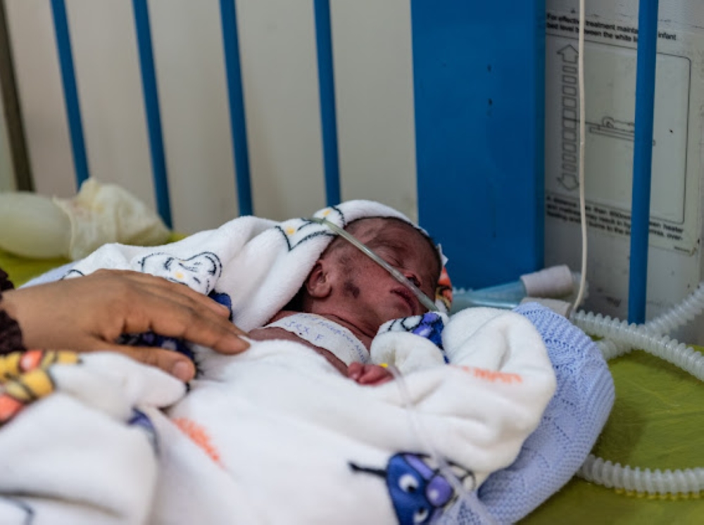 Mother Hadra Nureye (25 years old) and her 14-day daughter, Usra Ahmed, at Dessie Referral Hospital.