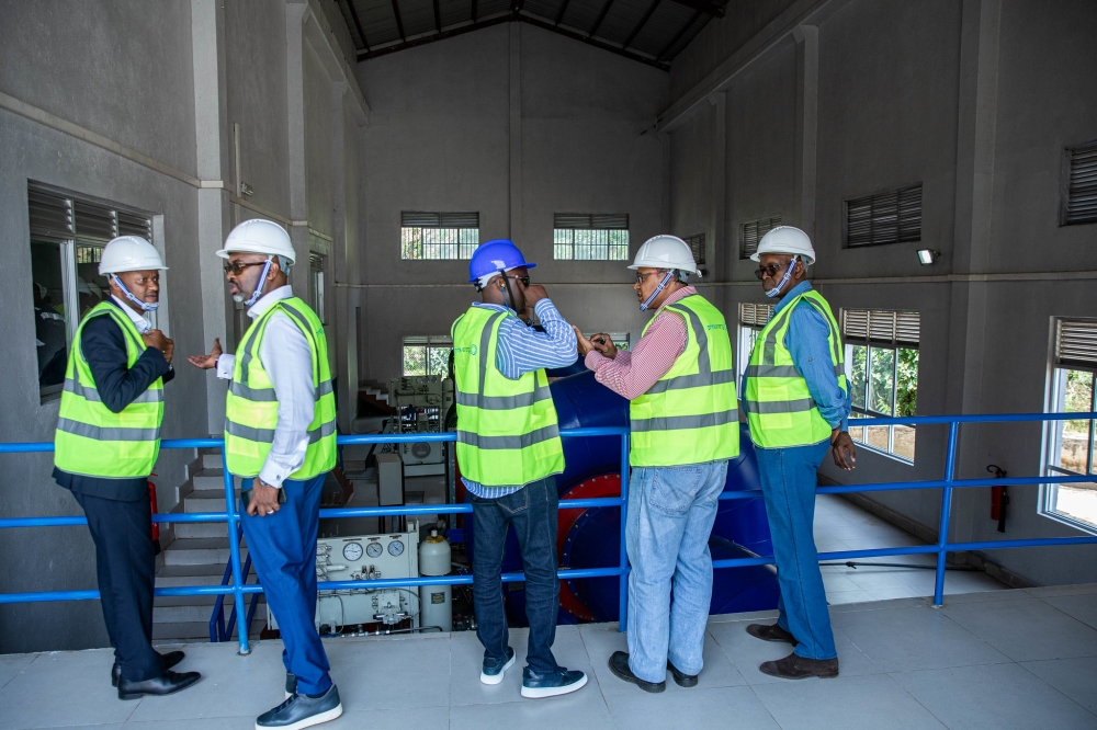 Prime Energy&#039;s engineer gives a tour of Mukungwa II to investors during the company&#039;s Investor Day in Musanze District in the Northern Province. Photos by Dan Gatsinzi.