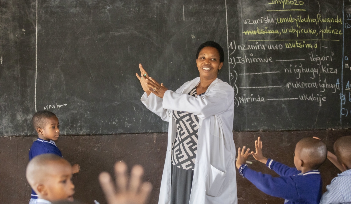 A teacher during a class at Groupe Scolaire Muhima in Nyarugenge on October 1. Photo by Emmanuel Dushimimana